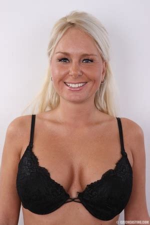 Matured Blonde With Sweet Round Boobs Models Her Sexy Cu XXX Dessert