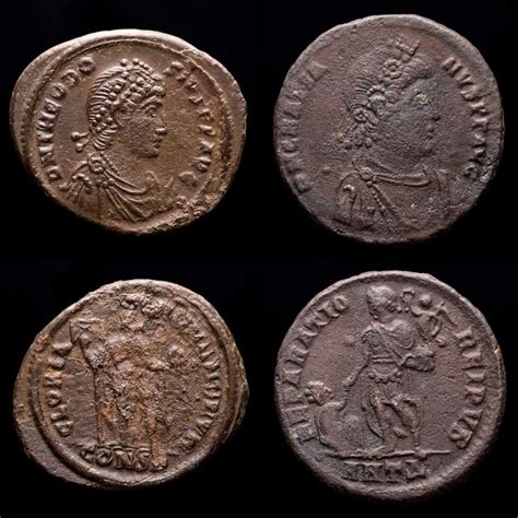 Empire romain Lot of 2 Æ Maiorinae incl Gratian and Catawiki