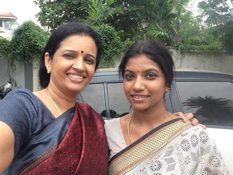 Pin By Junk On Aunty Mature Beauty Beauty Girl Actress Bikini Images