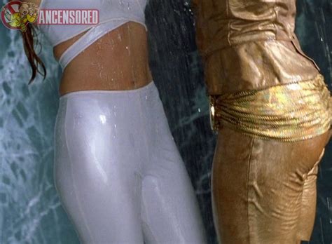 Naked Denise Richards In Undercover Brother