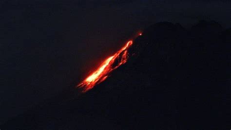 Update Aktivitas Gunung Merapi Senin Mei Ada Kali Guguran