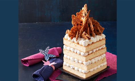 Naked Cake Mit Mandeln Und Cranberrys Rezept Dr Oetker