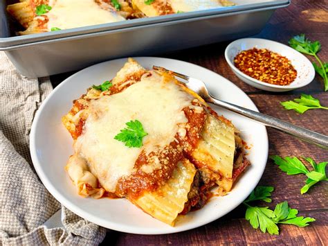 Beef And Cheese Manicotti