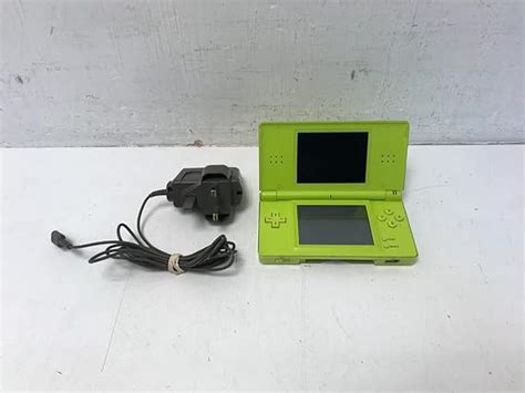 Nintendo Ds Lite Handheld Console Green Uk Pc And Video Games