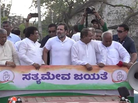 Rahul Gandhi S Mega Roadshow In Kerala S Wayanad Ahead Of Polls