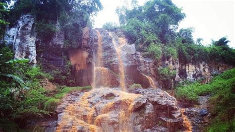 Harga Tiket Masuk Curug Batu Templek Bandung Air Terjun Unik Nan