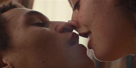 Nude Video Celebs Pommelien Thijs Sexy Ayana Doucoure Sexy Manouk Pluis Sexy Knokke Off