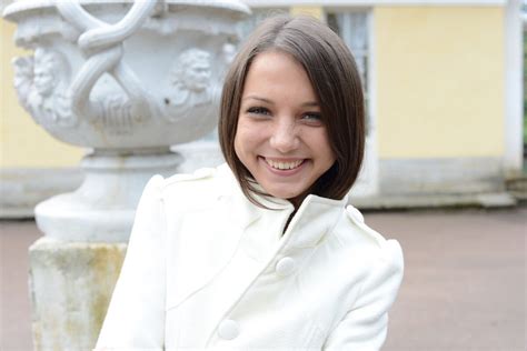 Photo catégorisée avec Brunette Foxy Di Nensi B Medina U MET Art Mirtila Russian