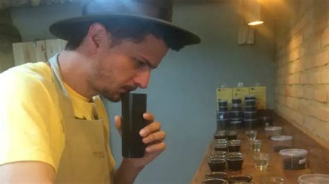 Produtores brasileiros investem em café gourmet para escapar de