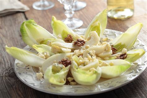 Recette Salade D Endives Aux Noix Marie Claire