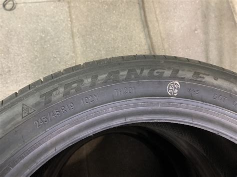Летняя новая резина 245/45 R19 Triangle TH 201 — Lexus ES (XV60), 2,5 л ...