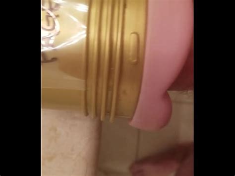 Masturbate With Fleshlight XVIDEOS