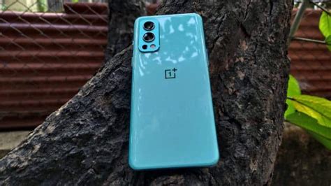 OnePlus Nord 2 Review: A mid-ranger worthy of the "Never Settle" motto