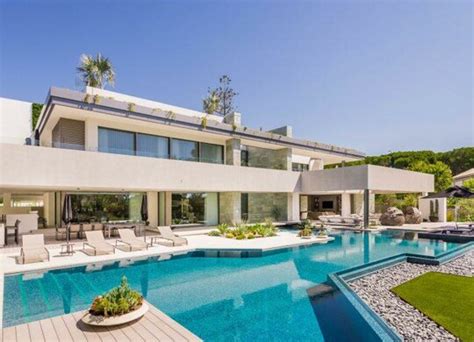 Villa Dali Luxury Villa In Marbella Edge Retreats