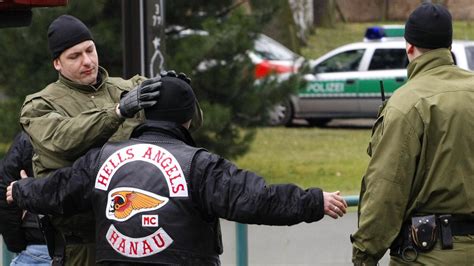 Brandenburg Polizisten Von Hells Angels Mit Dem Tod Bedroht Welt