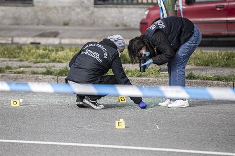 La Madre Del 18enne Ucciso A Colpi Di Pistola A Milano Ho Sentito Gli