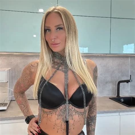 Blonde Amateur Lara Cumkitten Gets Fucked By Porn Legend Egon Kowalski Mydirtyhobby Xhamster