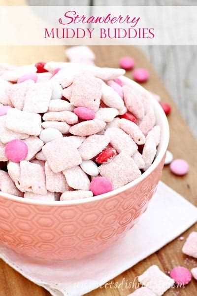 Strawberry Muddy Buddies Let S Dish Recipes