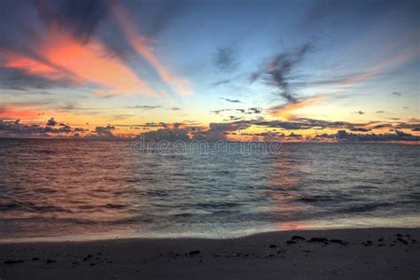 Sunset Over the Ocean at Vanderbilt Beach Stock Image - Image of gulf, landscape: 125857597