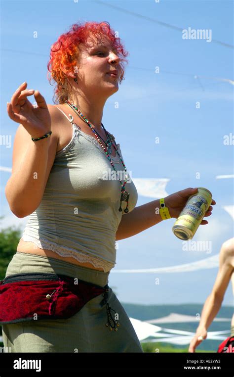 Plump girl hi-res stock photography and images - Alamy
