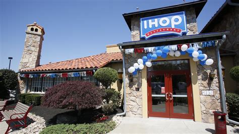 IHOP opens in Howell; more planned