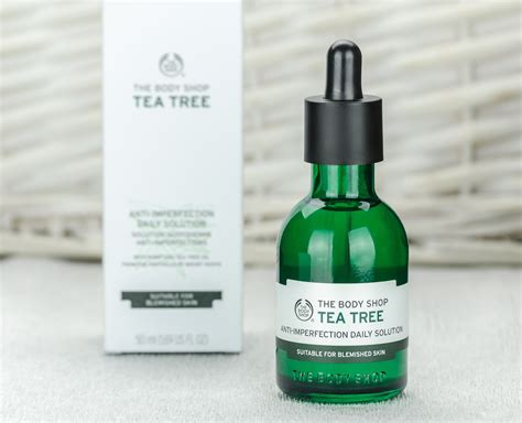 The Body Shop Tea Tree Tējas koka koncentrāts Sievišķība Make Up