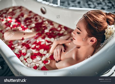 Attractive Sexy Woman Lying Naked Bath Stock Photo 1368667208 Shutterstock
