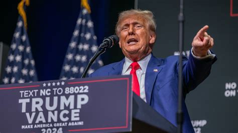 Trump economy speech Harris attacks