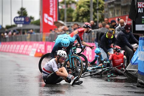 Mark Cavendish Remco Evenepoel And Primo Rogli Involved In Crashes