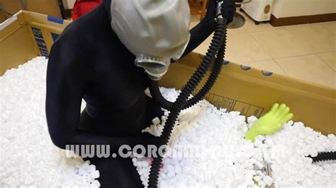 Multilayer Zentai Face Sitting Breath Play Gasnask Amateur Porn By CoRoNAdoLL XHamster