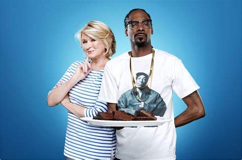 Cooking up ‘Martha & Snoop’s Potluck Dinner Party’ – Metro US