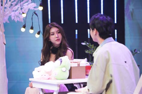 Hot girl lần đăng ký tỏ tình trong show hẹn hò nhưng bị từ chối