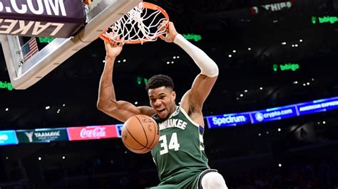 La Lesión De Giannis Antetokounmpo Qué Tiene Qué Se Sabe Y Cuánto Tiempo Estará Afuera