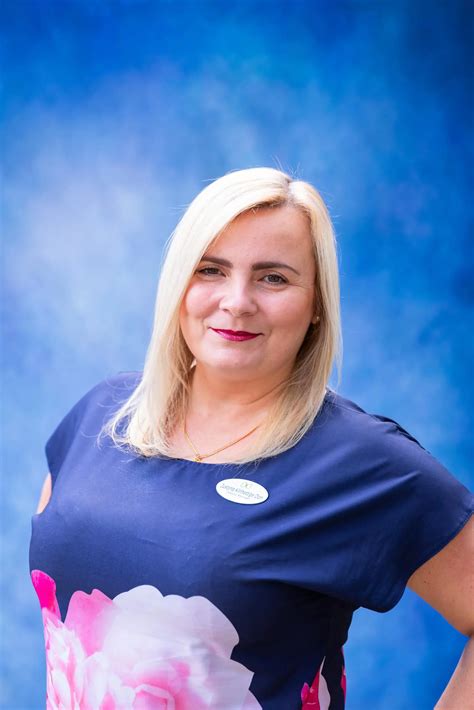 Choosing peeples and rhoden funeral home hampton reveals unique care 2