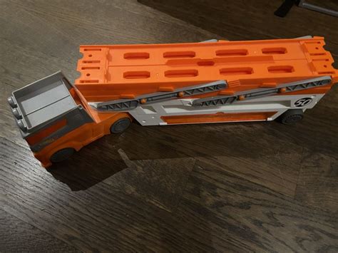 Hot Wheels Lastwagen Platz F R Autos Und Autos Dazu Gebraucht In Inwil F R Chf Mit