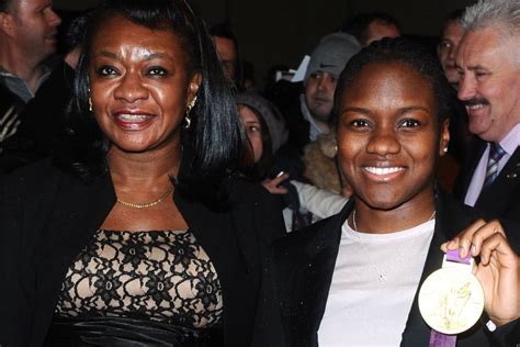 Strictlys Nicola Adams Reveals She Helped Save Mums Life With 999