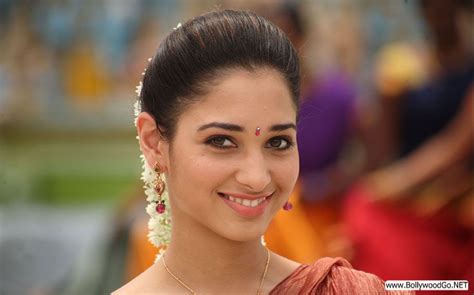 abhishe***kism: Latest HOT Tamanna Pictures from Tamil Movie Priya 