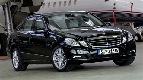 2009 Mercedes Benz E Class Guard Wallpapers And Hd Images Car Pixel