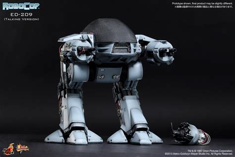 FORTY42: Preorder now! Hot Toys Robocop ED-209