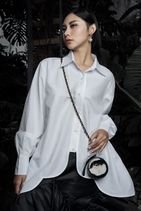 Hot girl 2K Nóng cùng World Cup Vẻ đẹp hoa hậu sở hữu thành tích cực khủng