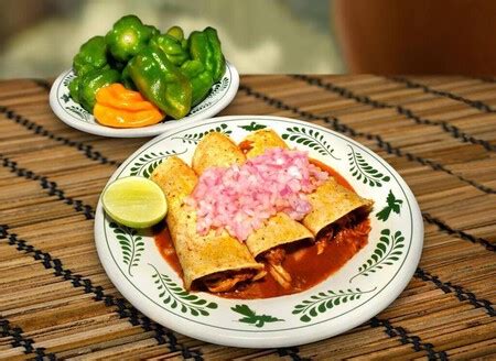 Cinco Recetas Con Cochinita Pibil Un Platillo Emblem Tico De La Cocina