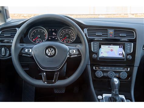 2019 Volkswagen Golf: 59 Interior Photos | U.S. News