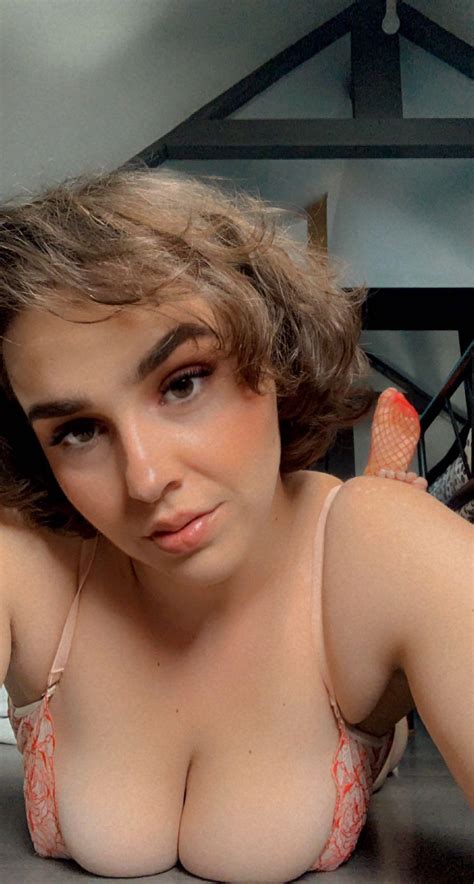 Vous Avez Une Valentine Pour Ce Soir French Porn Hot Sex Photos