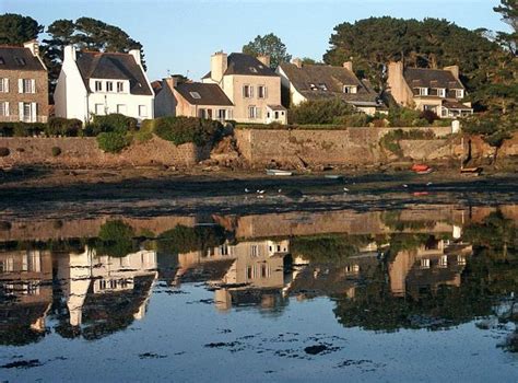 Lanildut Situ Sur La C Te Lembouchure De Laber Ildut Le Village