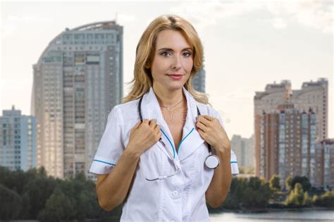 Blonde Nurse Stock Photos Free Royalty Free Stock Photos From