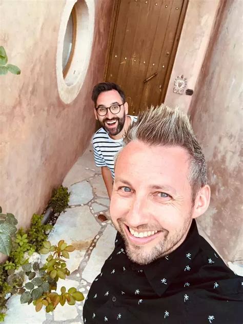 Un Padre Gay Explica La Verdad De Ser Un Cuidador De Acogida Cromosomax