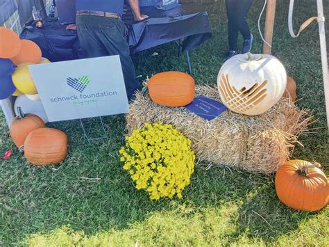 Schneck Physicians Compete In Pumpkin Carving Contest To Benefit