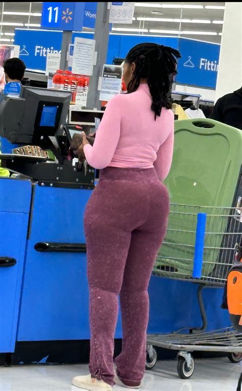Perfect Ebony Mature Ass Spandex Leggings Yoga Pants Forum