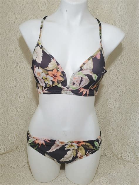 TARGET Shade Shore LARGE 34B 2 Piece Floral Bikini Gem