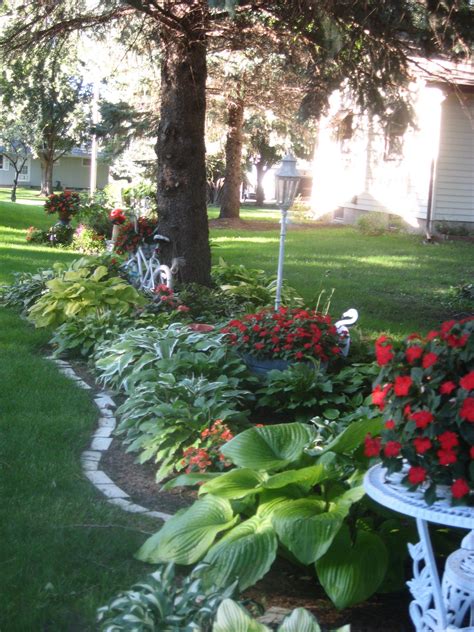 21 Hosta Garden Design Plans Ideas To Try This Year | SharonSable
